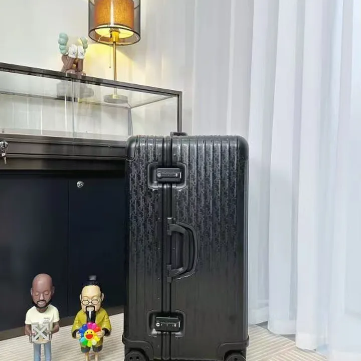 スーパーコピー グッチ スーツケース