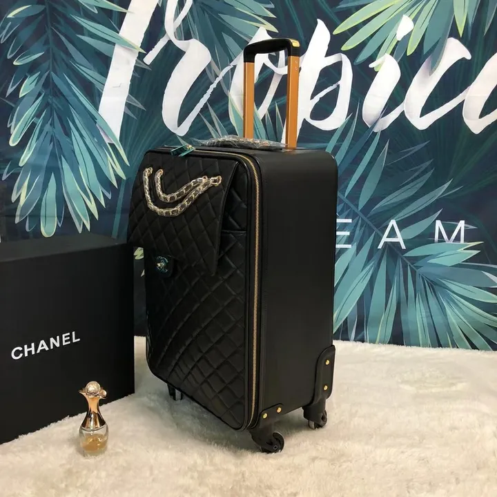スーパーコピー シャネル スーツケース