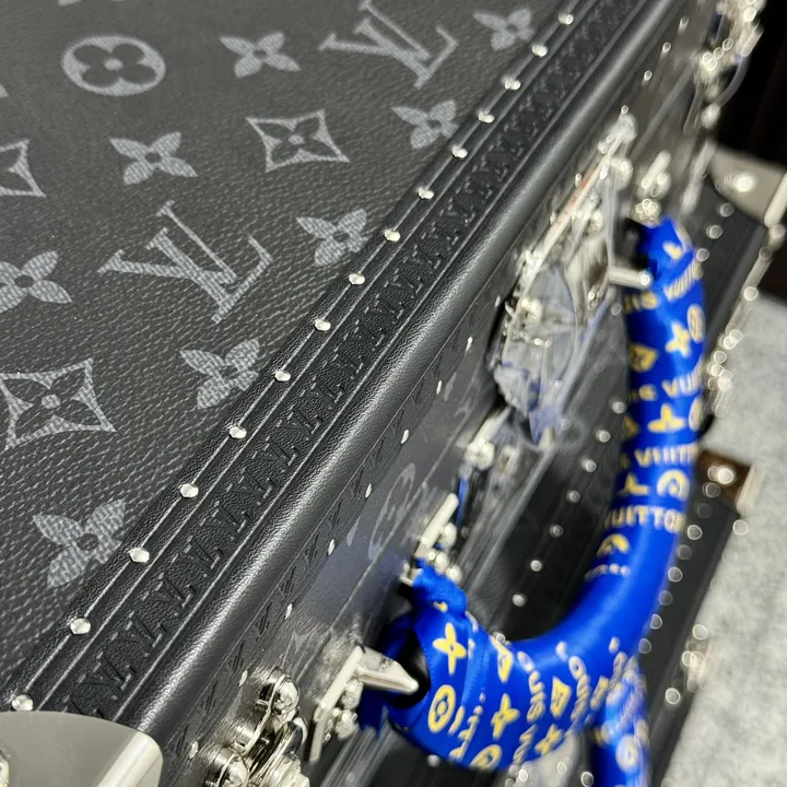 スーパーコピー ルイヴィトン スーツケース