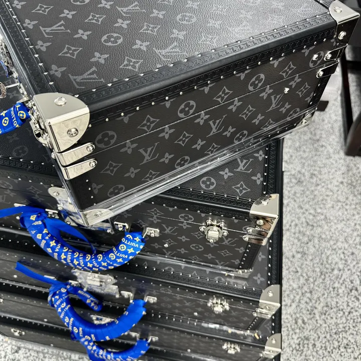 スーパーコピー ルイヴィトン スーツケース