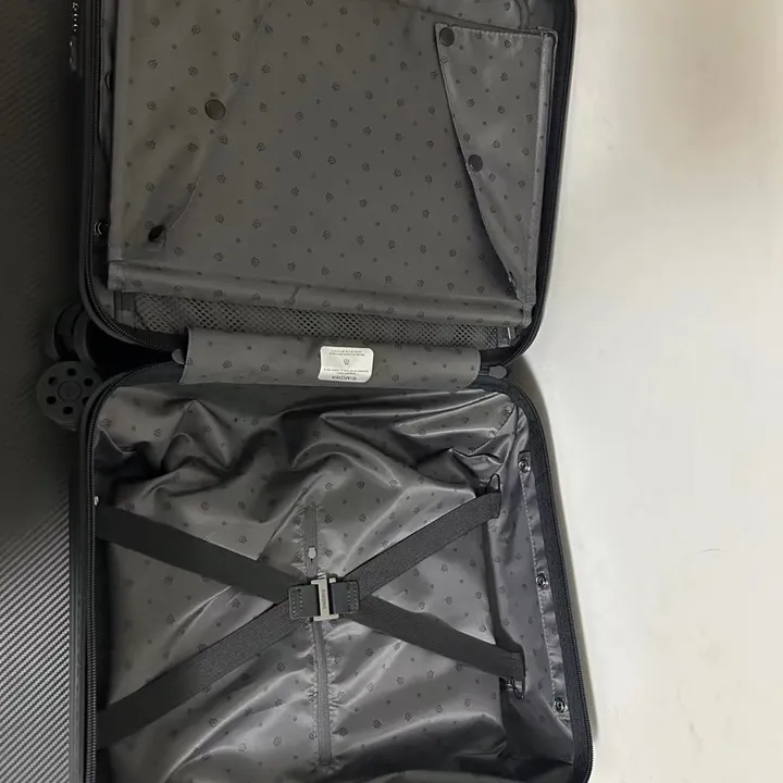 スーパーコピー リモワ スーツケース