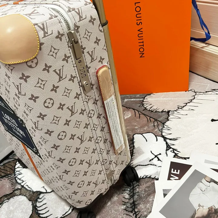 スーパーコピー ルイヴィトン スーツケース