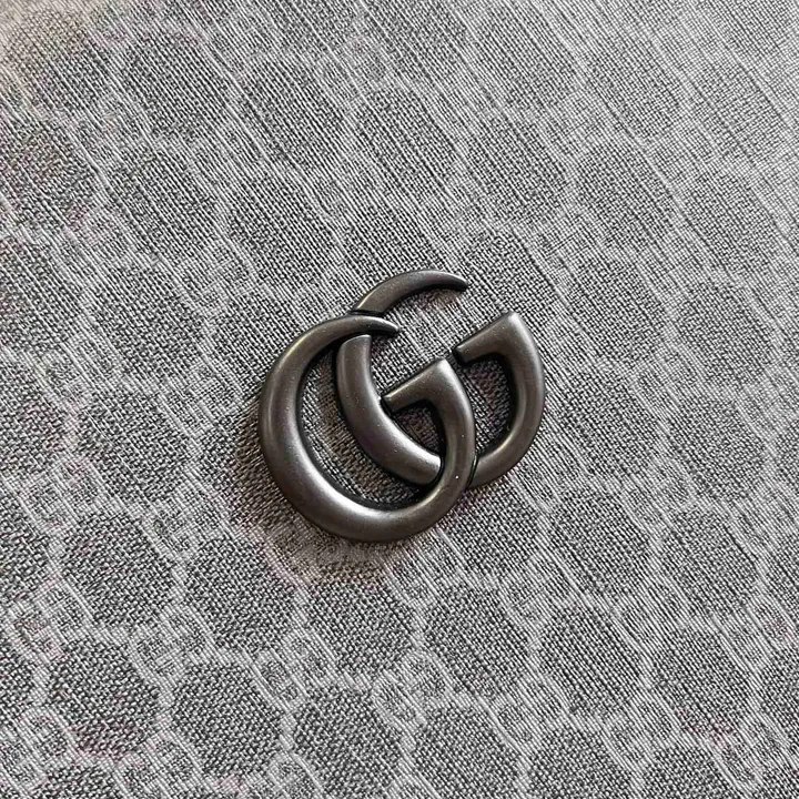 スーパーコピー グッチ スーツケース