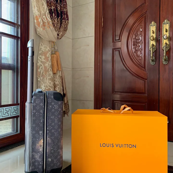 スーパーコピー ルイヴィトン スーツケース