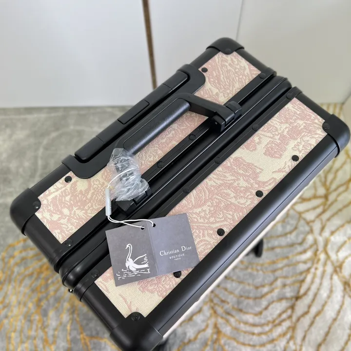 スーパーコピー グッチ スーツケース