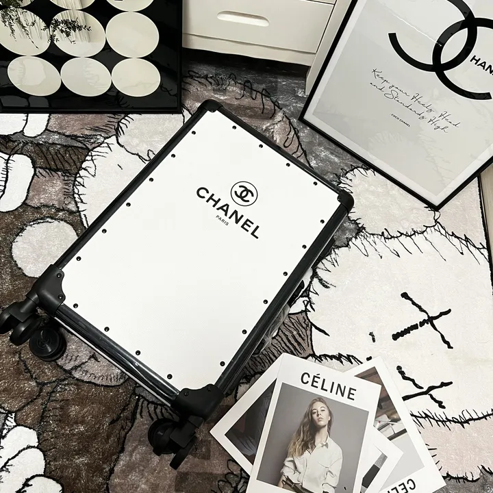 スーパーコピー シャネル スーツケース