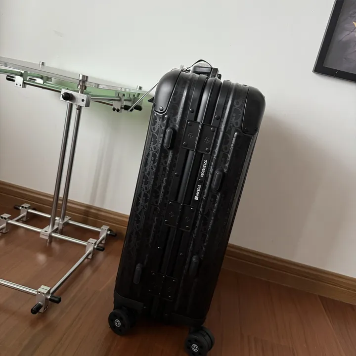 スーパーコピー グッチ スーツケース