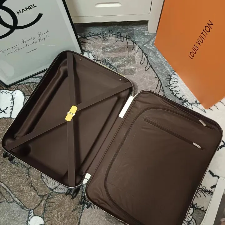 スーパーコピー ルイヴィトン スーツケース