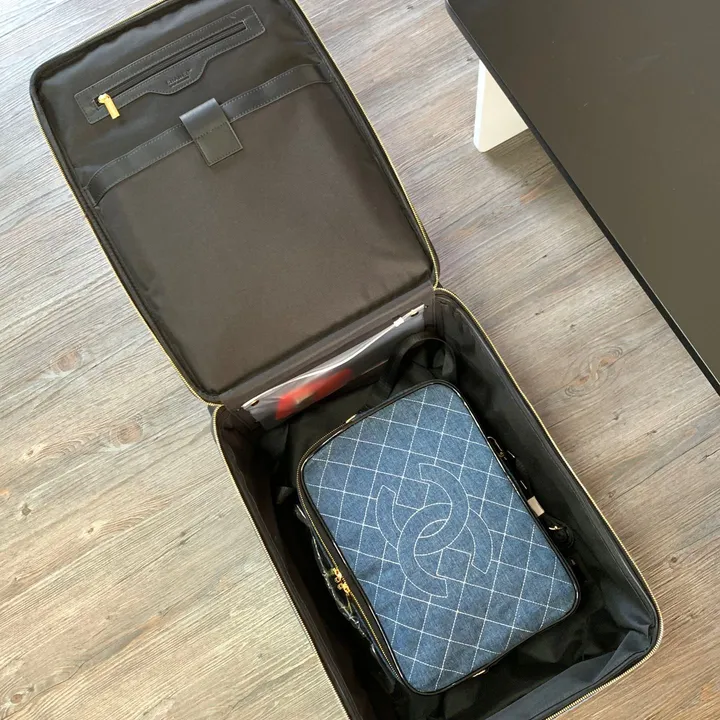 スーパーコピー シャネル スーツケース