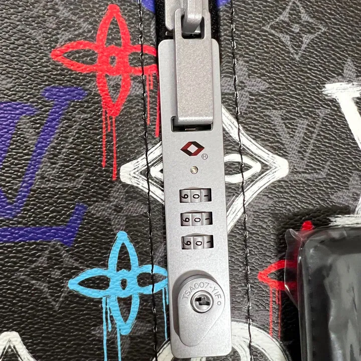 スーパーコピー ルイヴィトン スーツケース