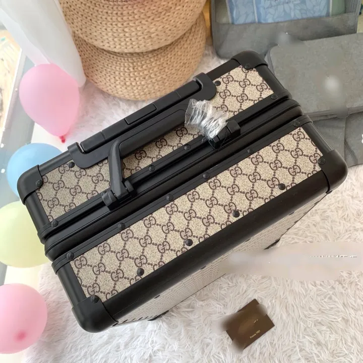 スーパーコピー グッチ スーツケース