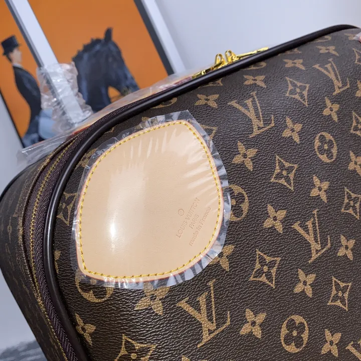 スーパーコピー ルイヴィトン スーツケース