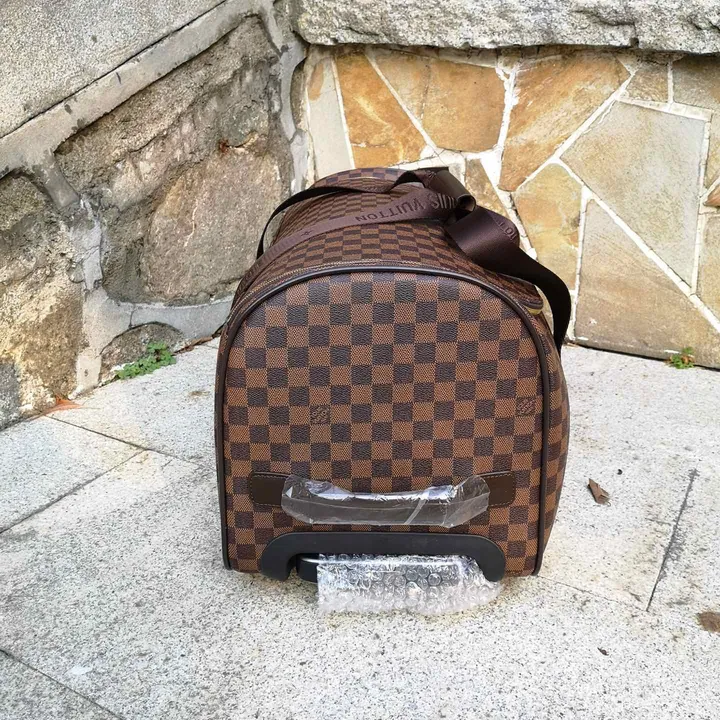 スーパーコピー ルイヴィトン スーツケース