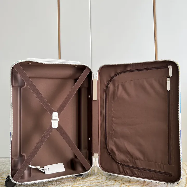 スーパーコピー ルイヴィトン スーツケース