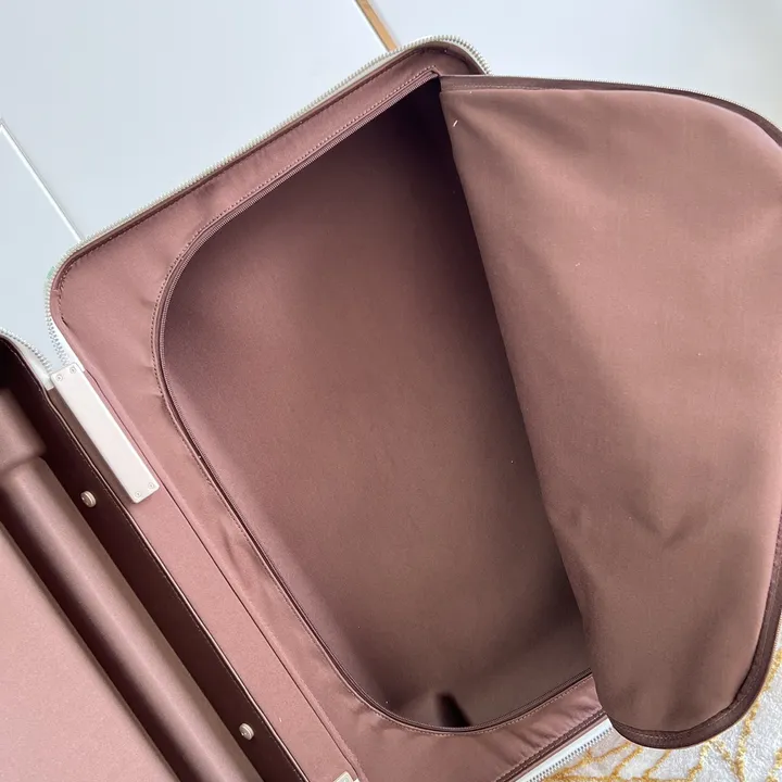 スーパーコピー ルイヴィトン スーツケース