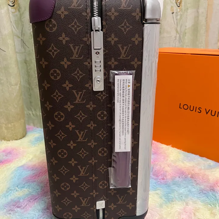 スーパーコピー ルイヴィトン スーツケース