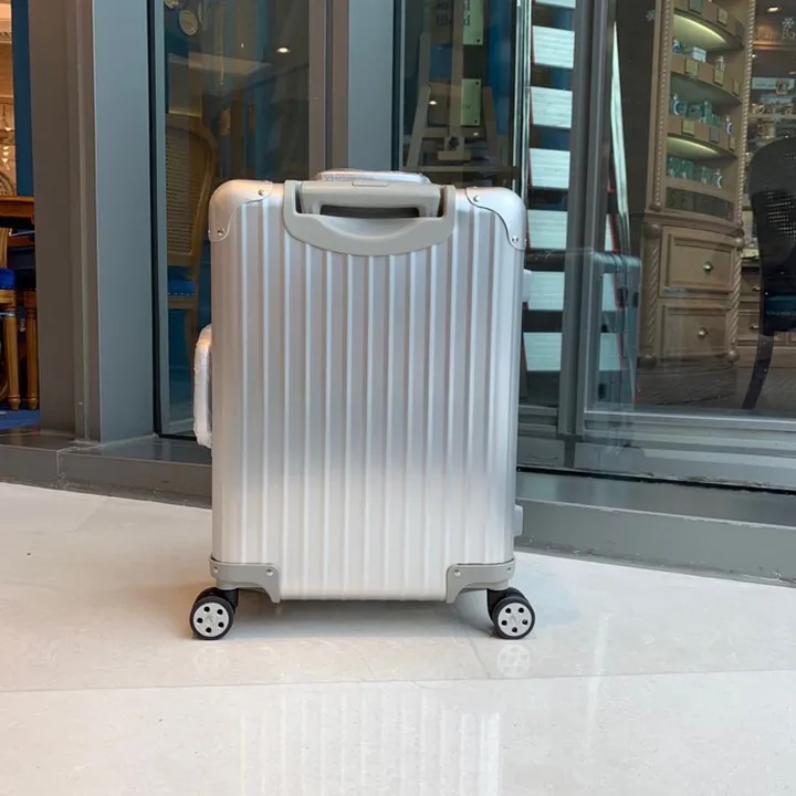 スーパーコピー リモワ スーツケース