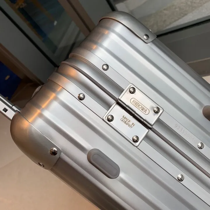 スーパーコピー リモワ スーツケース