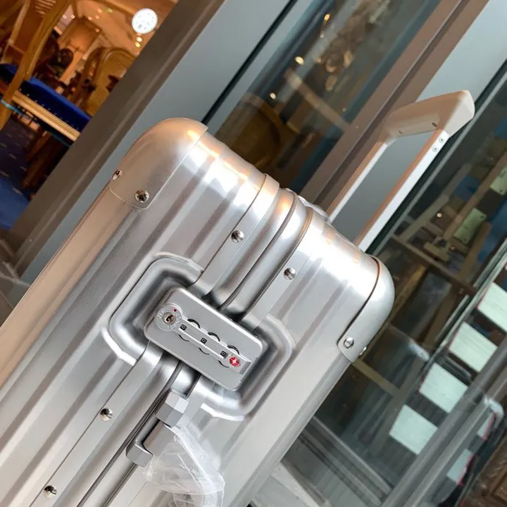 スーパーコピー リモワ スーツケース