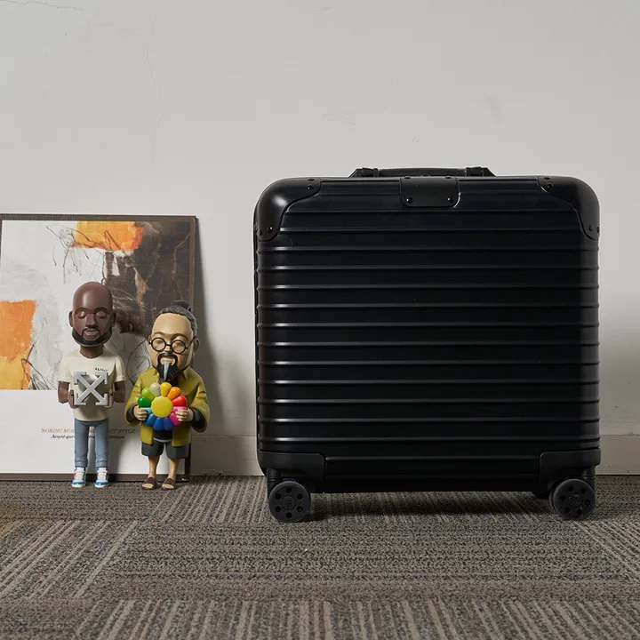 スーパーコピー リモワ スーツケース