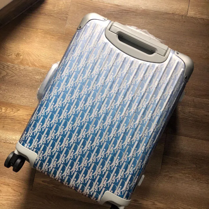 スーパーコピー グッチ スーツケース