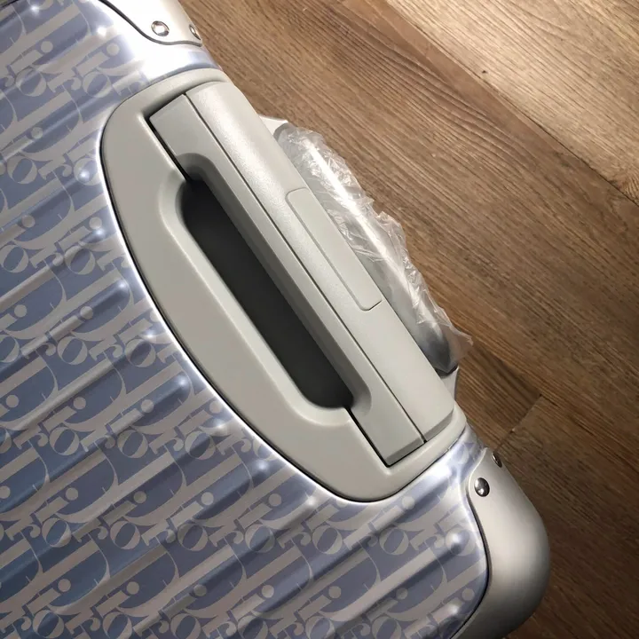 スーパーコピー グッチ スーツケース