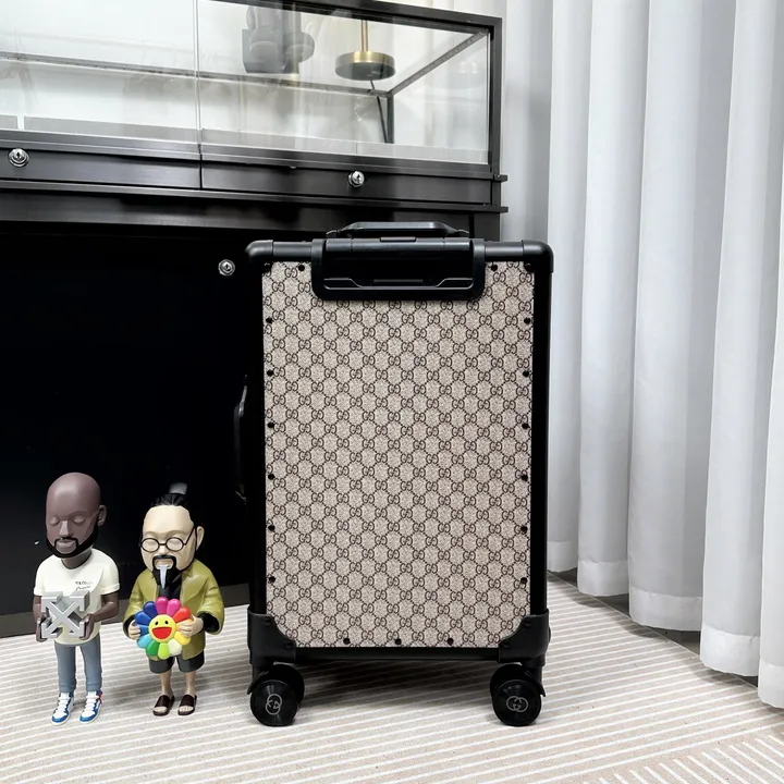 スーパーコピー グッチ スーツケース