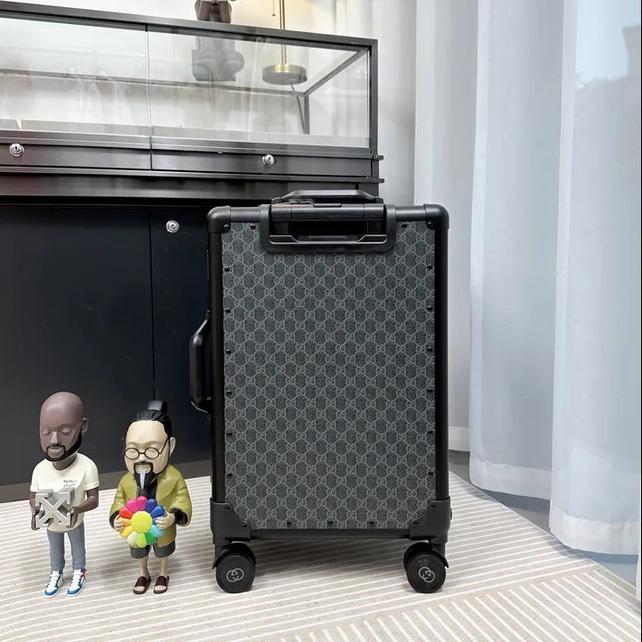 スーパーコピー グッチ スーツケース