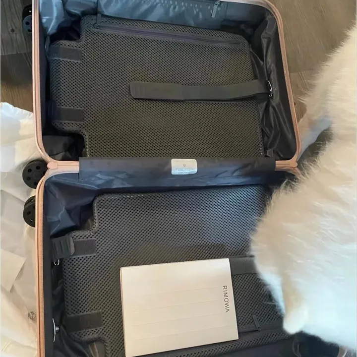 スーパーコピー リモワ スーツケース