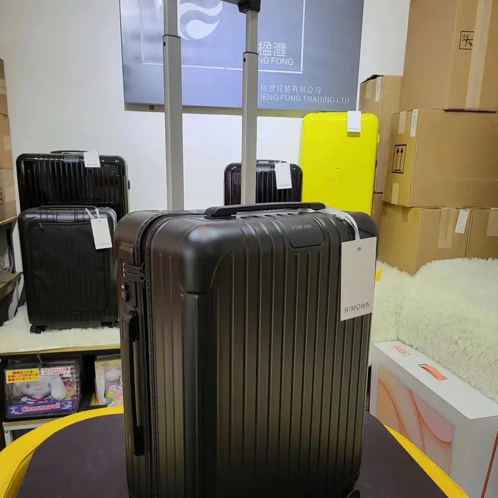 スーパーコピー リモワ スーツケース