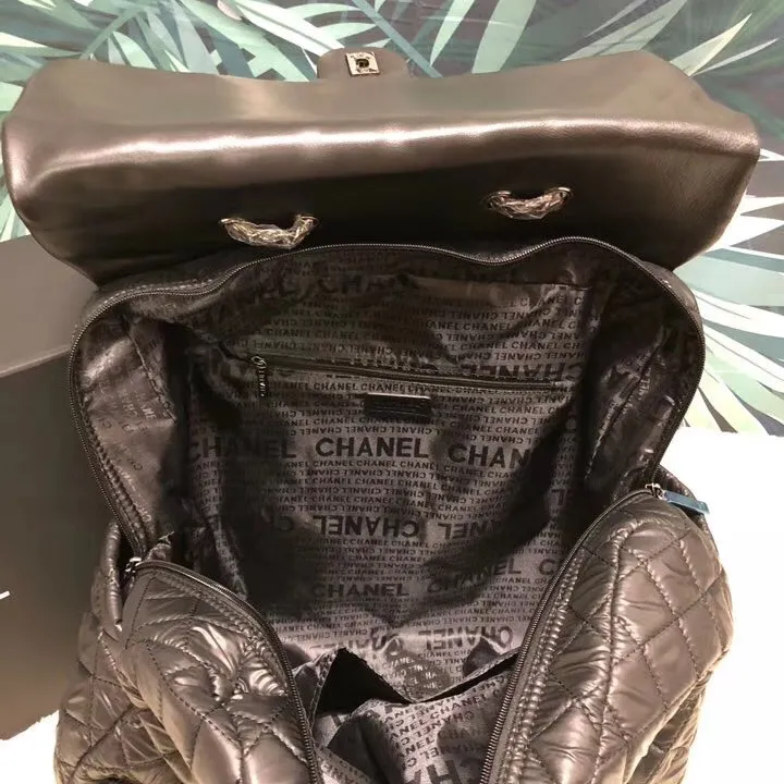 スーパーコピー シャネル スーツケース