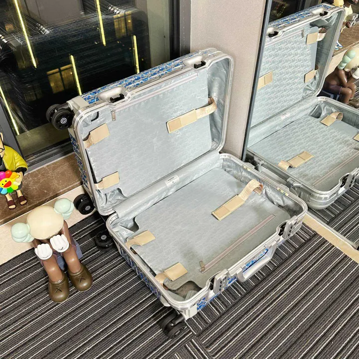 スーパーコピー グッチ スーツケース