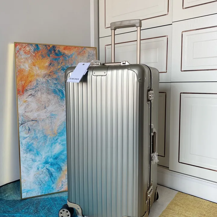 スーパーコピー リモワ スーツケース