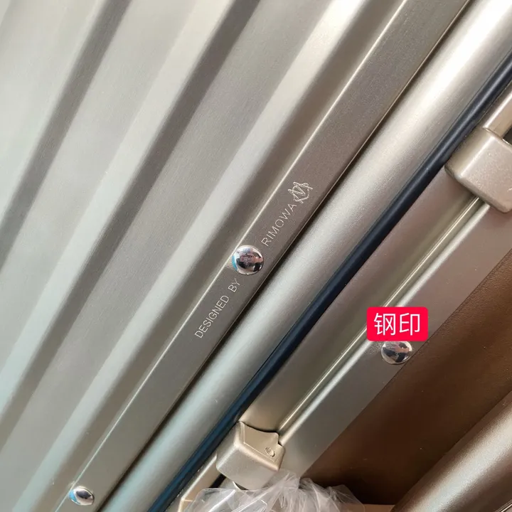 スーパーコピー リモワ スーツケース