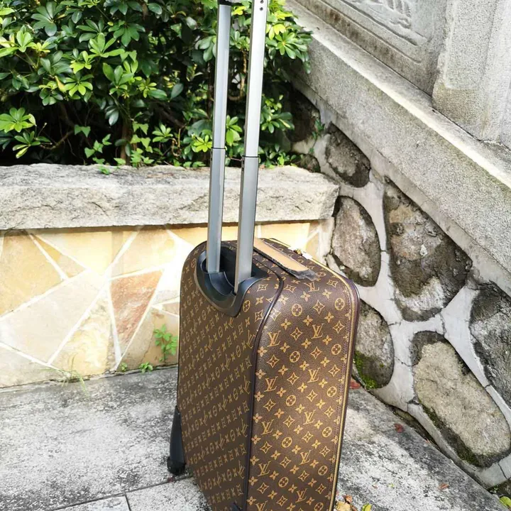 スーパーコピー ルイヴィトン スーツケース