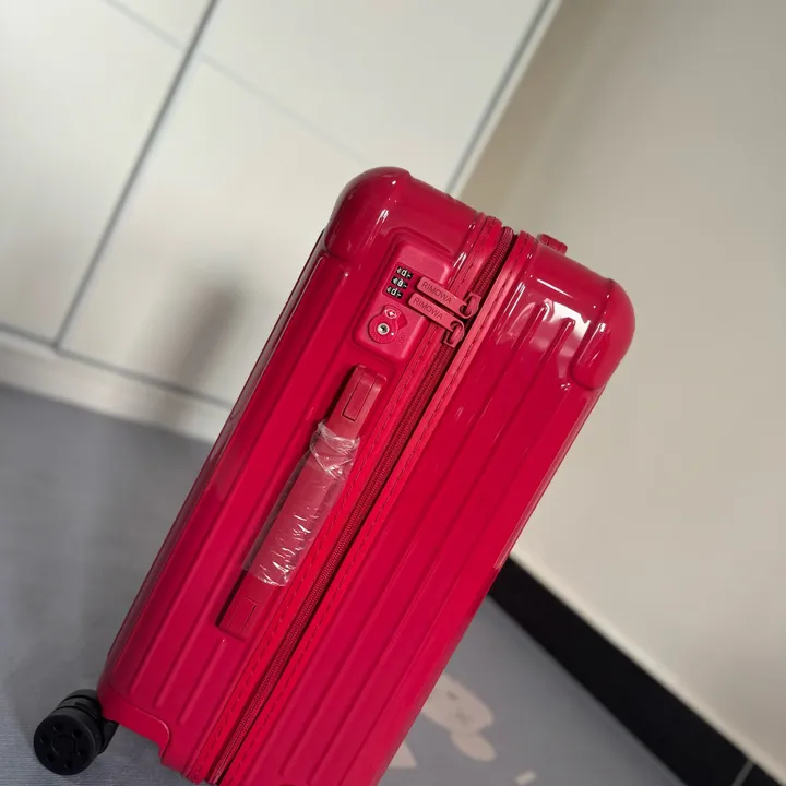 スーパーコピー リモワ スーツケース
