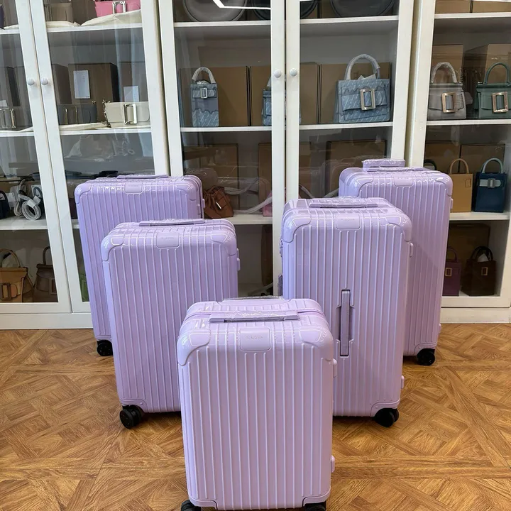 スーパーコピー リモワ スーツケース