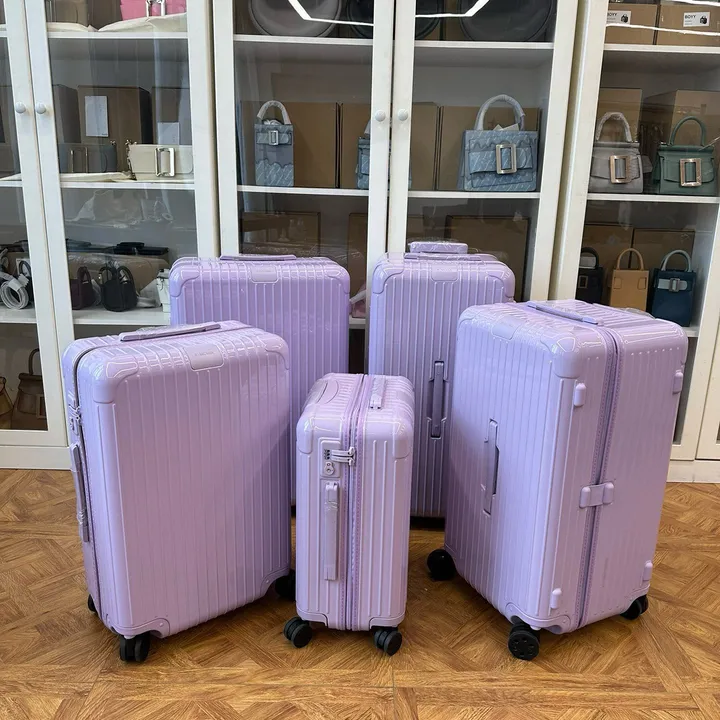 スーパーコピー リモワ スーツケース