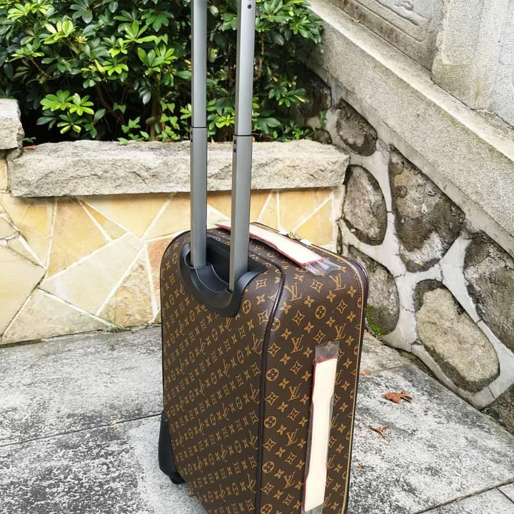 スーパーコピー ルイヴィトン スーツケース