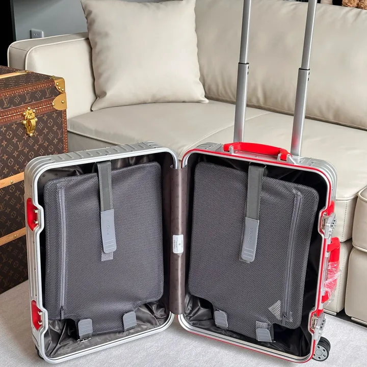 スーパーコピー リモワ スーツケース