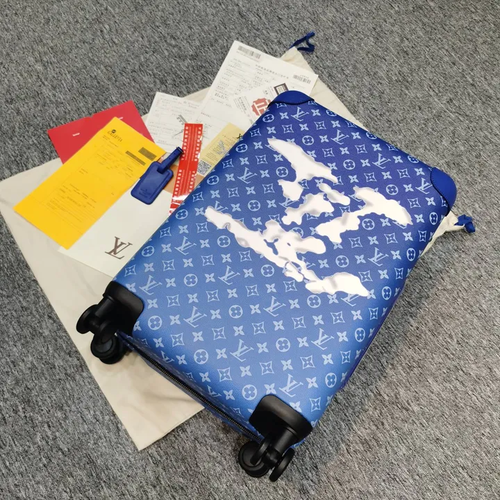 スーパーコピー ルイヴィトン スーツケース