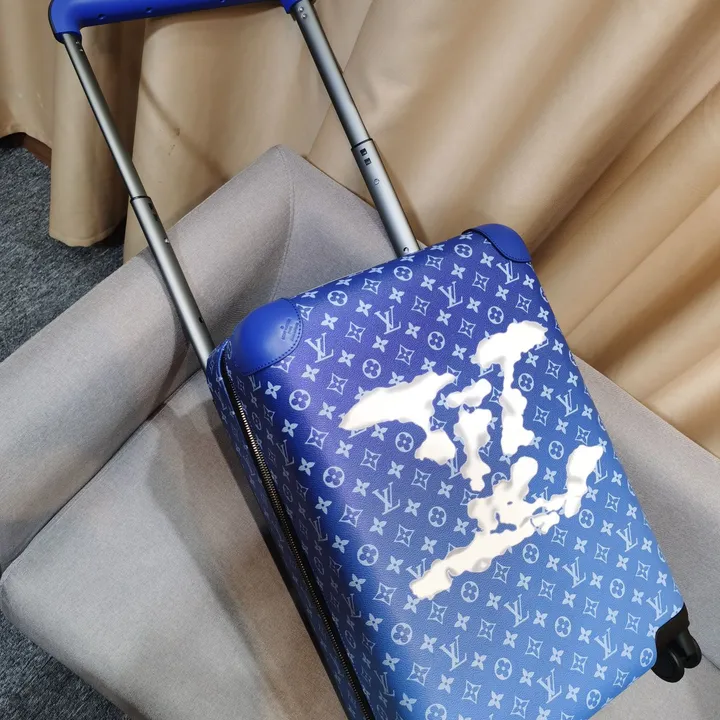 スーパーコピー ルイヴィトン スーツケース