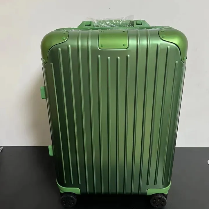 スーパーコピー リモワ スーツケース