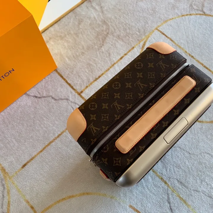 スーパーコピー ルイヴィトン スーツケース