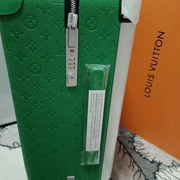 スーパーコピー ルイヴィトン スーツケース