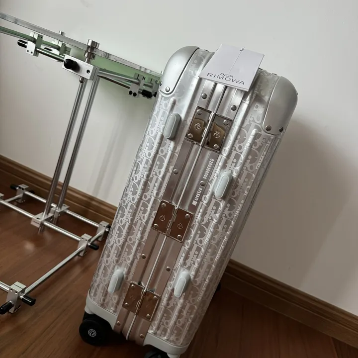 スーパーコピー グッチ スーツケース