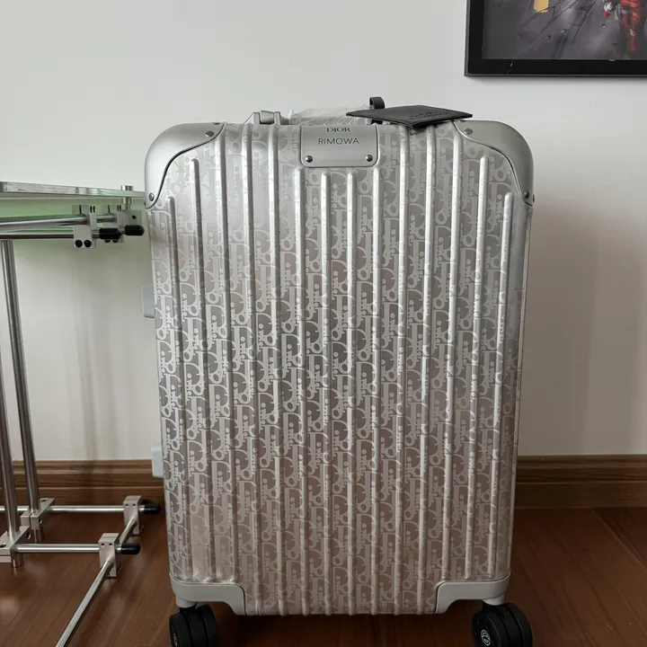 スーパーコピー グッチ スーツケース