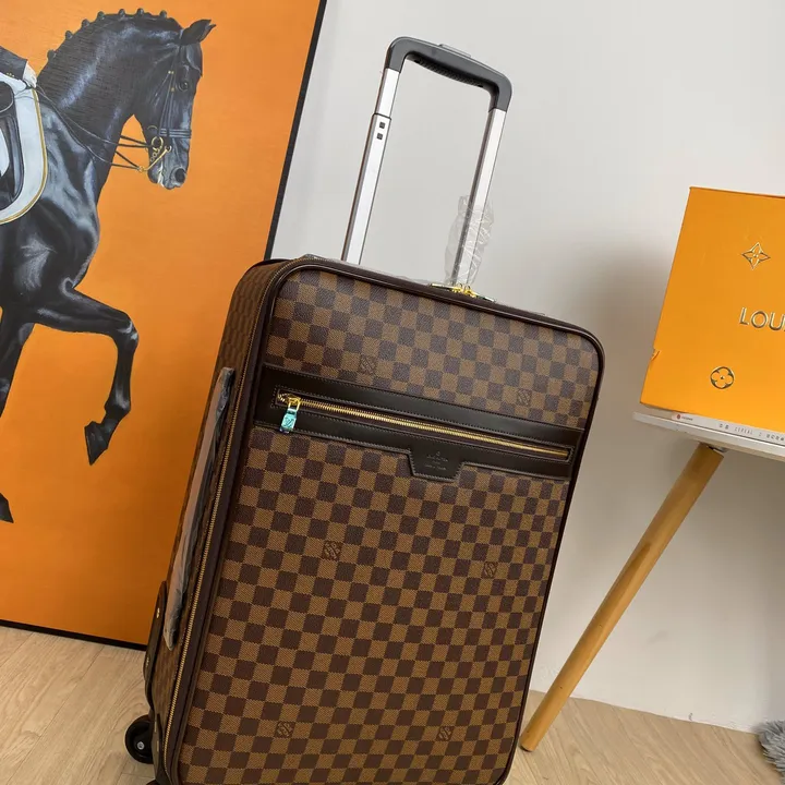 スーパーコピー ルイヴィトン スーツケース