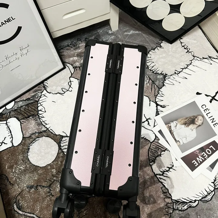 スーパーコピー シャネル スーツケース