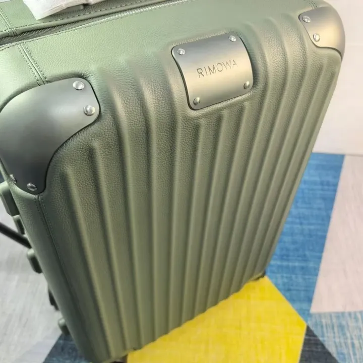 スーパーコピー リモワ スーツケース